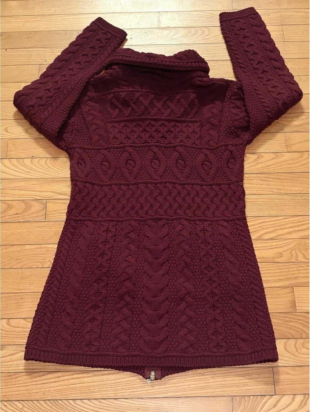 Aran Crafts Ireland 100% Merino Wool Cable Knit Full Zip Cardigan Size M Wine - Picture 4 of 7